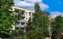 Wnętrze osiedla, blok przy ul. Barbary 10a