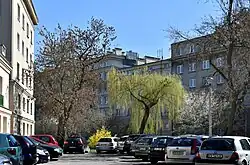 Wnętrze osiedla, Centrum B 1 i 10