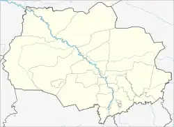 Mapa konturowa obwodu tomskiego, blisko górnej krawiędzi po lewej znajduje się punkt z opisem „miejsce zdarzenia”