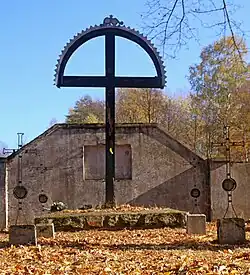 Widok na krzyż centralny Mayra