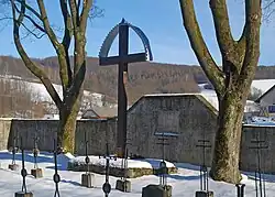 Krzyż centralny po remoncie