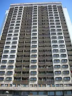 Zachodnia fasada wieżowca