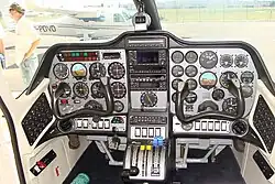P2006T z analogowym kokpitem
