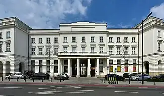 Fasada pałacu od strony ul. Świętokrzyskiej