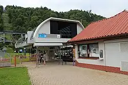 Peron na dolnej stacji