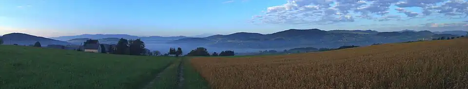 Widok z okolic Litacza na Beskid Sądecki i Beskid Wyspowy