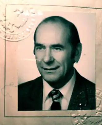 Zdjęcie z paszportu ambasadorskiego