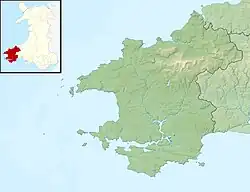 Mapa konturowa Pembrokeshire, na dole nieco na lewo znajduje się punkt z opisem „Skokholm”