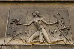 ul. Garncarska 21 Godło na kamienicy