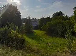 Widok z grodziska na wieś