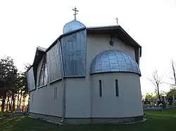 Apsyda na tylnej ścianie