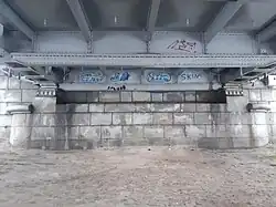 Podpora przyczółkowa mostu od strony Zielonej Góry.