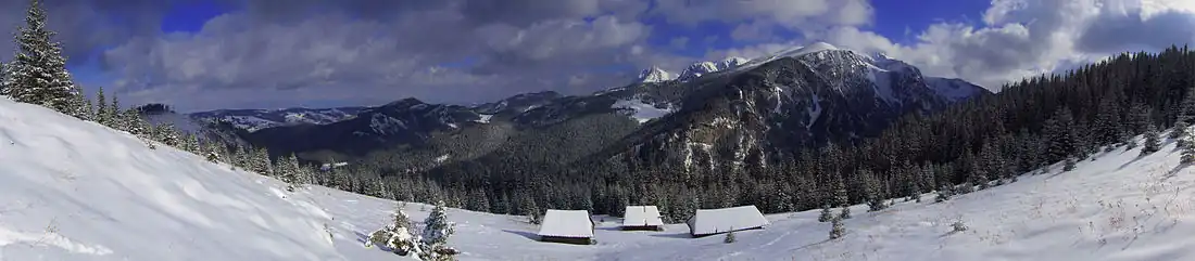 Polana na Stołach i panorama z polany