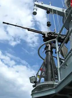 Polskiej produkcji Utjos na podstawie słupkowej, zamontowany na ORP