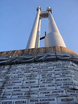 Pomnik poległych w Dolinie Śmierci