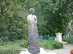 pomnik księdza Jerzego Popiełuszki w Częstochowie