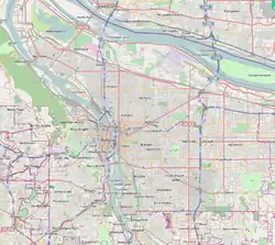 Mapa konturowa Portland, w centrum znajduje się punkt z opisem „Veterans Memorial Coliseum”