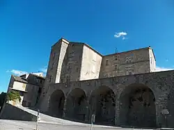 Zamek Joyeuse (2011)