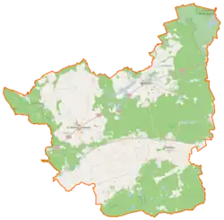 Mapa konturowa powiatu strzelecko-drezdeneckiego, blisko centrum na prawo u góry znajduje się punkt z opisem „Dobiegniew”