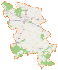 Mapa konturowa powiatu wrzesińskiego, blisko centrum po prawej na dole znajduje się punkt z opisem „Pyzdry”