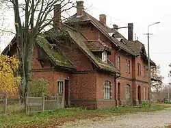 Budynek dworca od strony ulicy