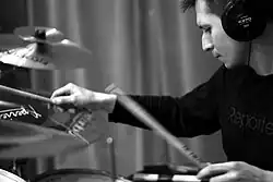 Przemek Pacan – perkusja