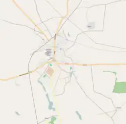 Mapa konturowa Pyrzyc, blisko centrum na lewo u góry znajduje się punkt z opisem „Pyrzyce”