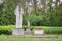 Pomnik ku czci pomordowanych przez Niemców w 1940 r.