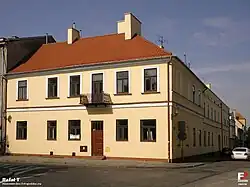 Dom z oficyną (nr 6)