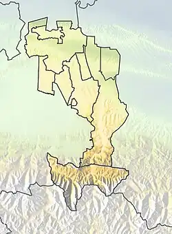 Mapa konturowa Inguszetii, na dole znajduje się punkt z opisem „Rezerwat przyrody „Erzi””
