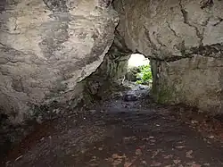 Tunel za wylotem jaskini