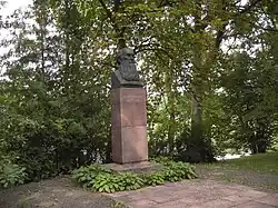 Raj-pomnik A. Hrebnickego