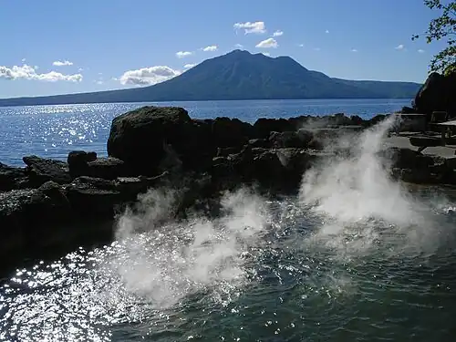 Widok Fuppushi z onsenu