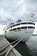 SS Rotterdam przy Pirsie Rudowym w Porcie Północnym w Gdańsku
