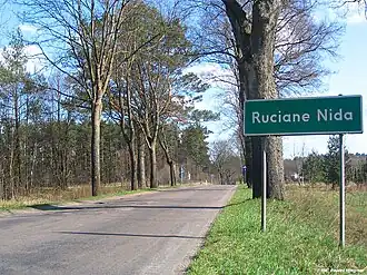 Wjazd do Rucianego-Nidy od strony Mrągowa