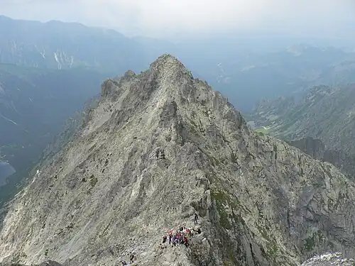 Niżnie Rysy widziane z Rysów