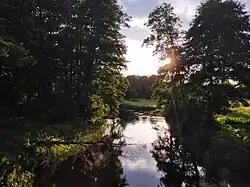 Rzeka Omulew w wiosce Przystań