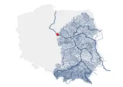 Mapa przedstawiająca odcięte rzeki i zaporę, na tle granic Polski.