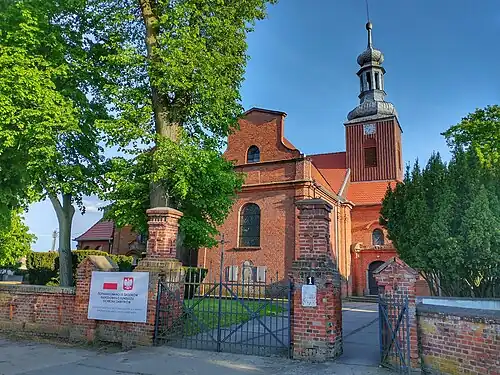 Widok od strony bramy