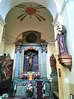 Ołtarz barokowy w kościele