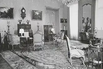 Salon przed 1939 rokiem