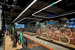 Pierwszy salon stacjonarny CentrumRowerowe.pl otwarty w Warszawie w 2023 roku.