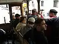 Pasażerowie tramwaju linowego.