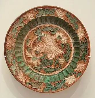 Talerz z okresu dynastii Liao (X-XII wiek). Muzeum Guimet w Paryżu