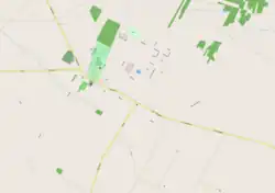 Mapa konturowa Sanników, blisko centrum na lewo u góry znajduje się punkt z opisem „Pałac w Sannikach”