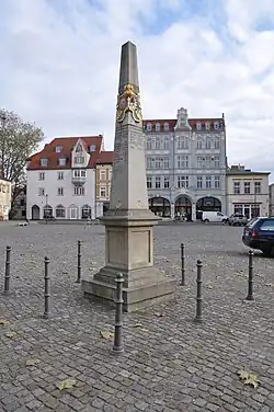 Polsko-saski słup pocztowy na Rynku