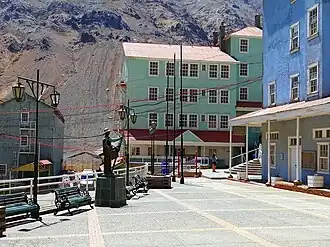 Plac w centrum miasta (2015)