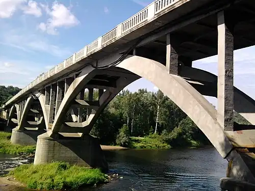 Widok konstrukcji z dołu