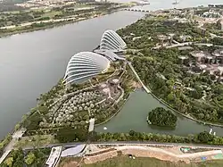 Ogrody nad Zatoką – Superdrzewa z dwiema szklarniami – Flower Dome i Cloud Forest