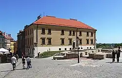 Plac i plebania kościoła farnego